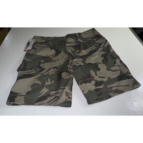 Men's Wrangler Flex Cargo‎ Camo Shorts Relaxed Fit Tech Pocket Size 46 - Picture 2 of 5